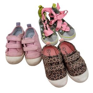 Bundle of 3 ⭐️ GUC Cat & Jack Toddler Shoes [Size: 7T]